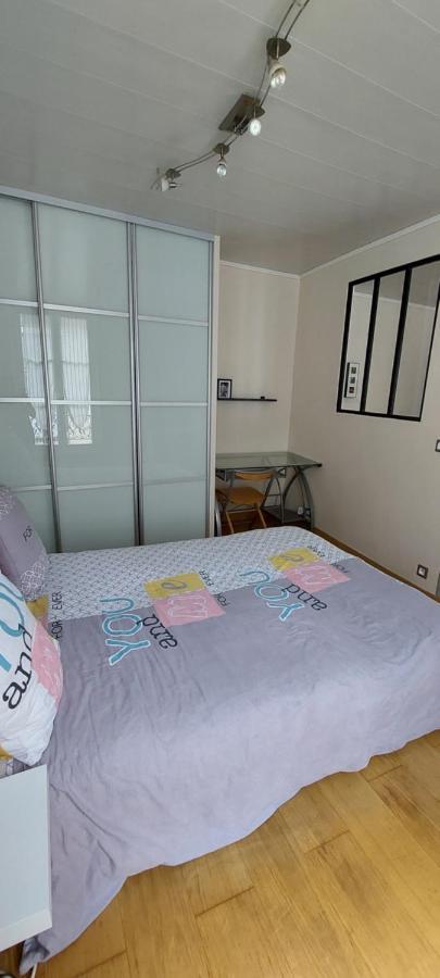 Appartement Coquet Sur Les Hauteurs De Montmartre Parigi Esterno foto