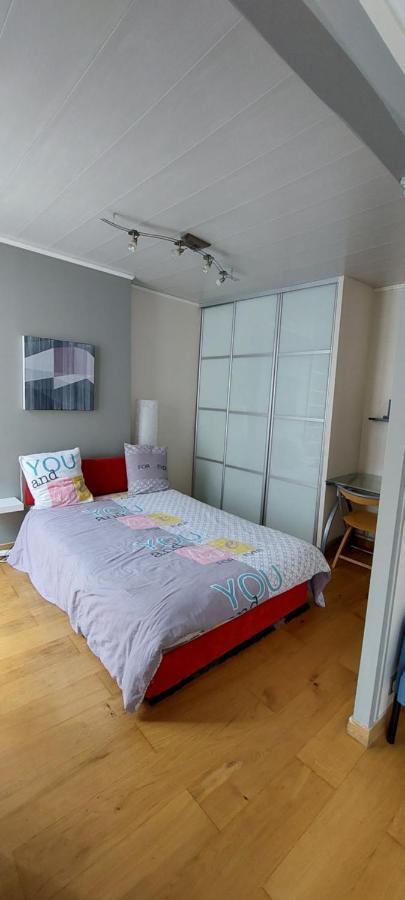Appartement Coquet Sur Les Hauteurs De Montmartre Parigi Esterno foto